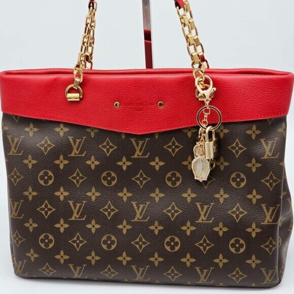 100% Auth Louis Vuitton Lock & Key with unbranded Bagcharm, Keycharm, Keychain - Picture 7 of 7